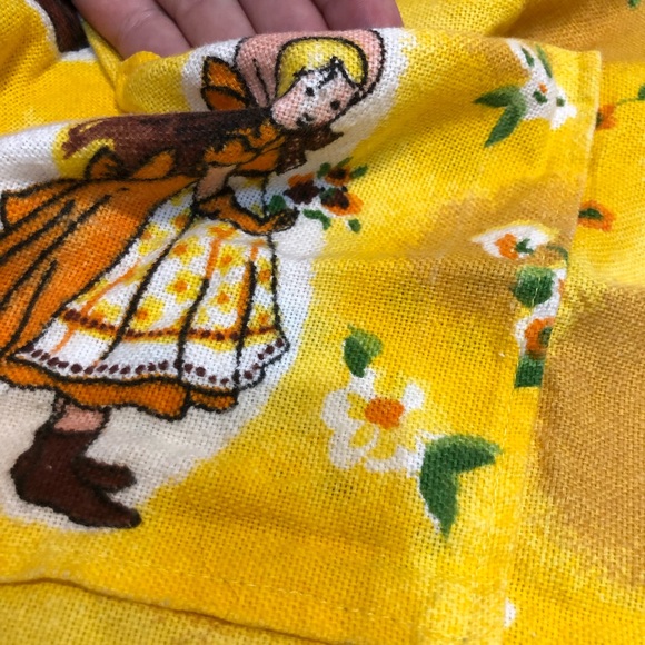 Vintage Yellow tie Full  Apron - Picture 2 of 4